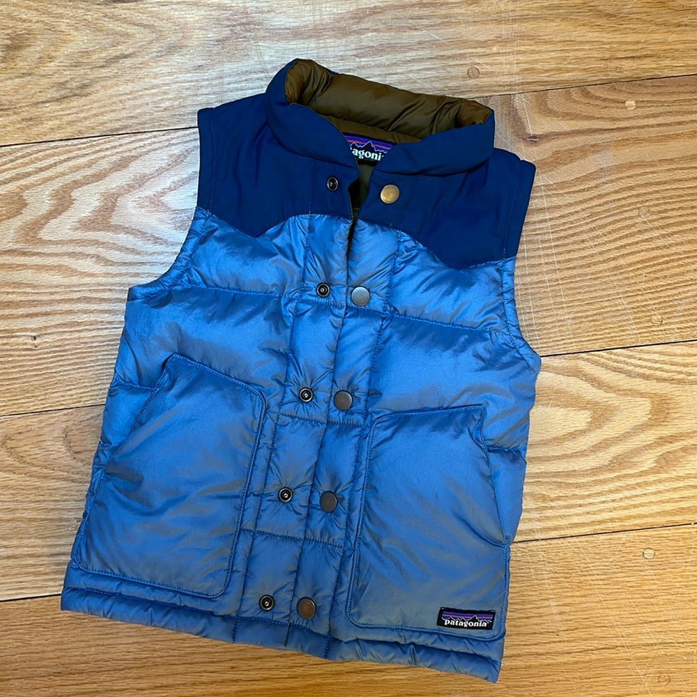 Patagonia puffer vest 4T
